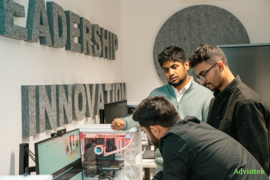 UAE E-Invoicing Pilot Phase July 2026: What Voluntary Early Adopters Must Know 2 UAE Business team reviewing ERP system setup for UAE e-invoicing and digital compliance