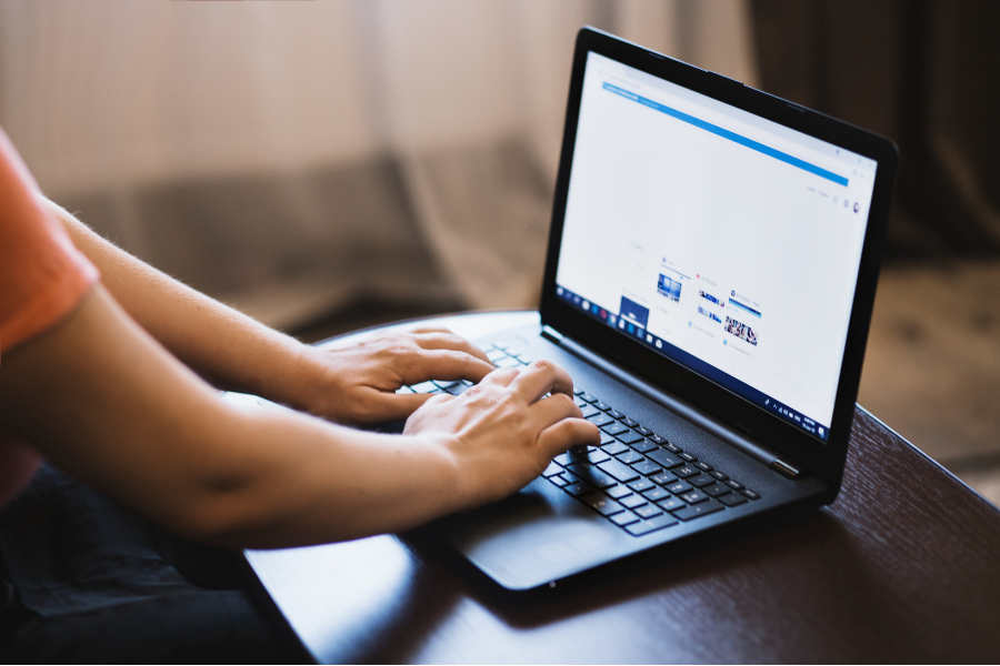 UAE E-Invoicing for Multi-Entity Groups: Managing Compliance Across Subsidiaries 2 connecting ERP to invoicing 5 corner model